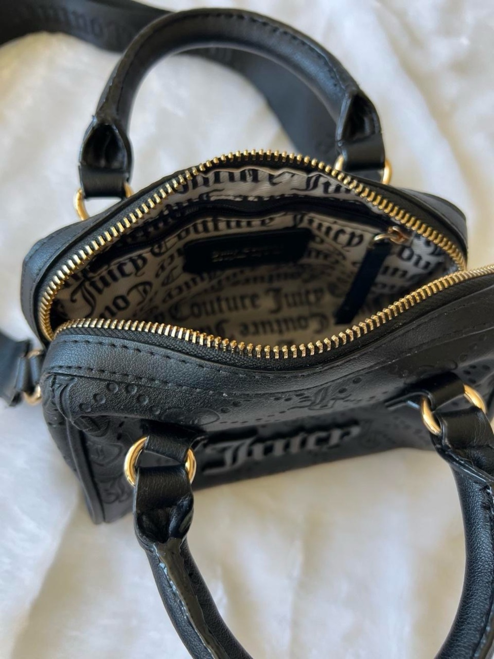 Juicy Couture Black Embossed Mini handbag - Picture 4 of 4